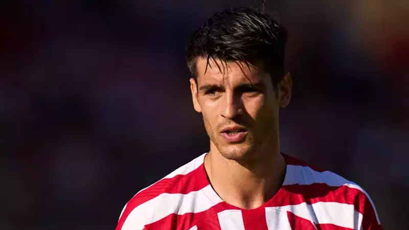 Branco, Atletico Madrid’in iki oyuncunun peşinde. Bu oyunculardan ilki Alvaro Morata. İspanya Milli Takımı ile EURO 2024’te mücadele eden Morata, kulübünün forvet arayışından duyduğu rahatsızlığı açıkça dile getirmiş ve ayrılmayı düşündüğünü ifade etmişti. Tecrübeli oyuncu için Fenerbahçe’nin yanı sıra Milan da devrede.