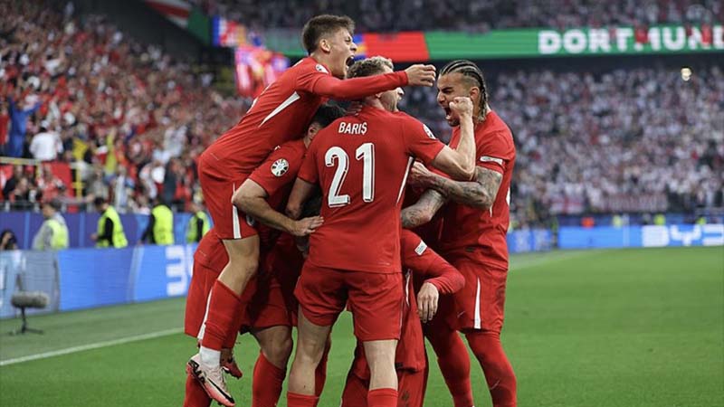 A Milli Takım, EURO 2024'te kader maçına çıkıyor; Türkiye, grup ikinciliği  için Çekya ile karşı karşıya geliyor
