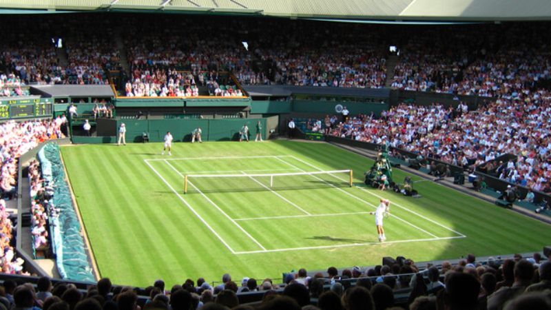 Londra'daki All England Lawn Tenis Kulübü, ilk kez 1877 yılında düzenlenen Wimbledon'ın maçlarına 137. kez ev sahipliği yapacak.