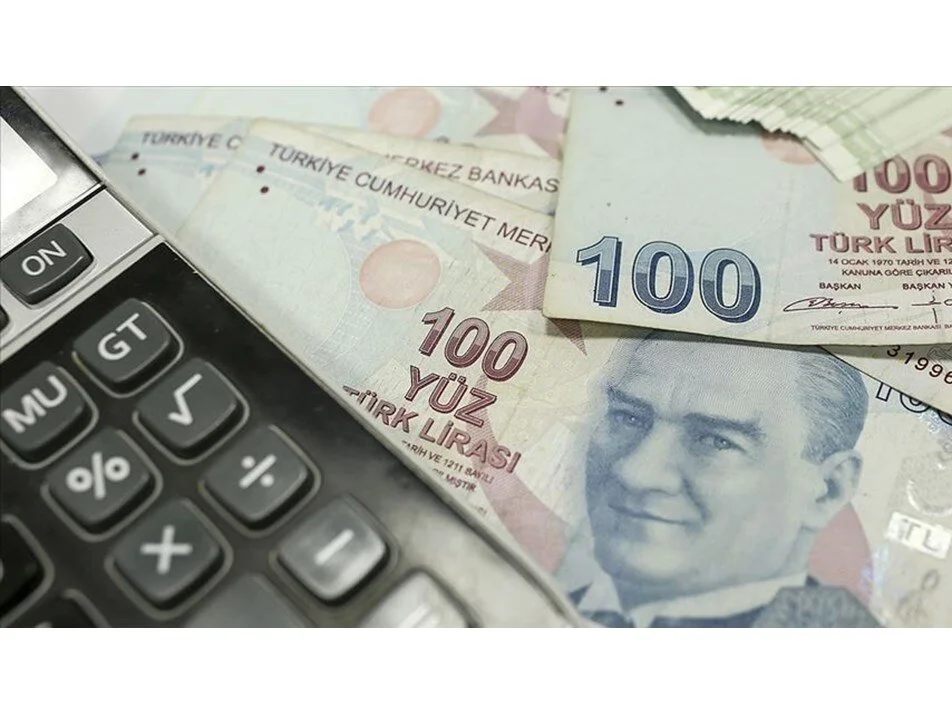1 MİLYON TL’Sİ OLAN NE KAZANIYOR? | Stopajla birlikte şu anda 1 milyon TL’nin aylık getirisi 43 bin TL ile 55 bin TL arasında değişiyor diyebiliriz.