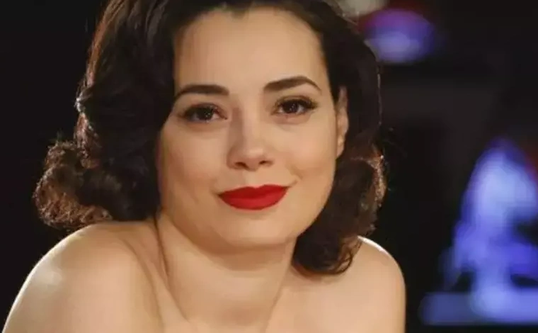 Özgü Namal çocuklarıyla trafik kazası geçirdi