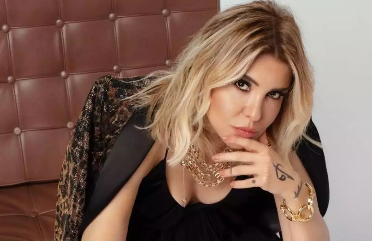 Gülben Ergen reklamcıydı.