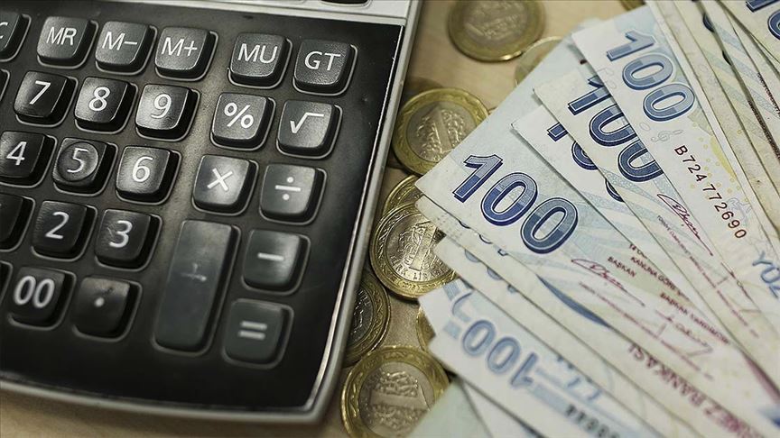 Sözcü’den Mehtap Özcan Ertürk’ün haberine göre, ocak-haziran aylarını kapsayan 6 ayda bireysel kredi kartlarının hızlı artışı tüm illerde kendini gösterirken en büyük büyüme oranı yüzde 49.2 ile Konya’da gözlendi. Konya’yı 6 ayda kart borcunu yüzde 33.2 oranında artıran Muğla takip ederken, Antalya’da kredi kartı artış hızı yüzde 31.2 oldu.