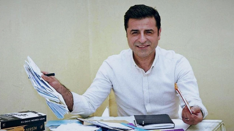 Selahattin Demirtaş: 3,0