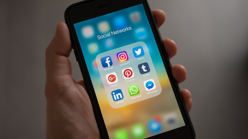 Facebook ve Instagram’ın çatı şirketi Meta, nisan ayında Threads’i Türkiye’de geçici olarak durdurma kararı almıştı. Meta, Türk Rekabet Kurumu’nun geçici tedbir kapsamı doğrultusunda 29 Nisan Pazartesi gününden itibaren Threads’i Türkiye’de geçici olarak durdurdu.