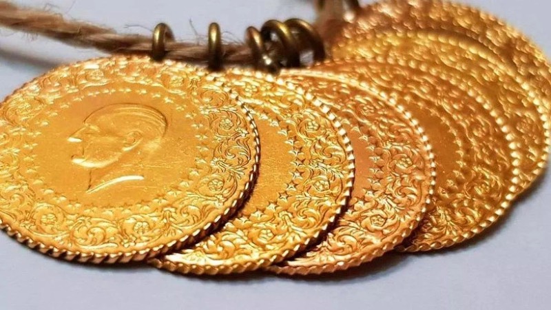 Altında yeni rekor: Çeyrek altın 5 bin lirayı aştı, ons altın 2 bin 670 doları gördü 
