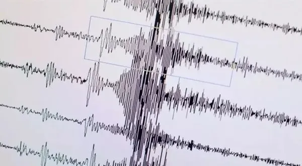 1999'dan beri söylemimi değiştirmedim. Beklenen depremi biliriz ama zamanı konusunda kesin değilizdir. 2 deprem bekliyorum. Biri Küçükçekmece'nin 25 kilometre güneyinde ve 7 kilometre derinliğinde 6.4 - 6.7 arasında . Olası deprem doğu batı yönünde kıracaktır. Kabaca Kınalıada-Sivriada'dan Küçükçekmece'ye kadar kıracaktır. Diğer kol ise Tekirdağ kolu o da Marmara Ereğlisi önünde olacaktır. Bunun derinliği 7 ila 10 kilometre arasında olmasını bekliyorum. Tekirdağ'a yakın olacak. Bunun kıracağı yer de Büyükçekmece'den Saros Körfezi'ne kadarki alan.