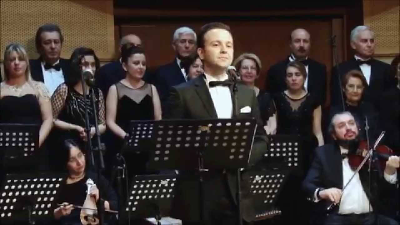 Adli Tıp'ta yapılan işlemlerin ardından Ersanlı'nın cenazesi İzmir'de toprağa verildi.
