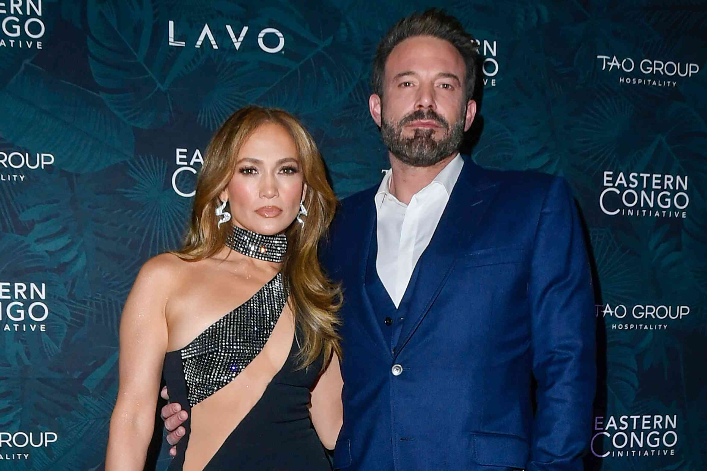 Ünlülerin varlıklarını gösteren Celebrity Net Worth’a göre Lopez 400 milyon dolarlık bir servete sahip. Aynı sitede Ben Affleck’in 150 milyon dolar varlığı olduğu görülüyor. Toplam servet bir kenarda dursun çünkü önemli olan son iki yılda kimin ne kadar kazandığı?