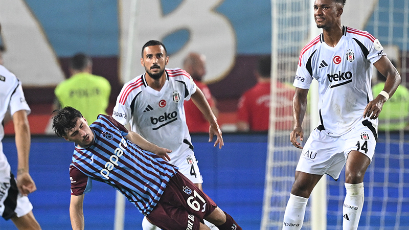 Bilal Meşe - Milliyet: On kişi kalan Trabzon'u yenemiyorsanız, bunun adı olsa olsa, beceriksizliktir beyler... Tabii, savunma bloğunun yanı sıra Uğurcan'ın hakkını da teslim edelim.