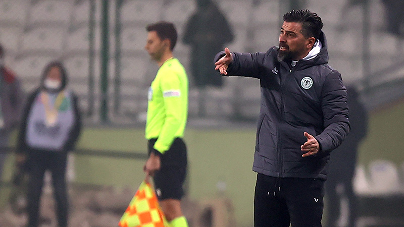 Çaykur Rizespor teknik direktörü Palut'tan iptal edilen gol yorumu: Teknolojiye güvenmeliyiz
