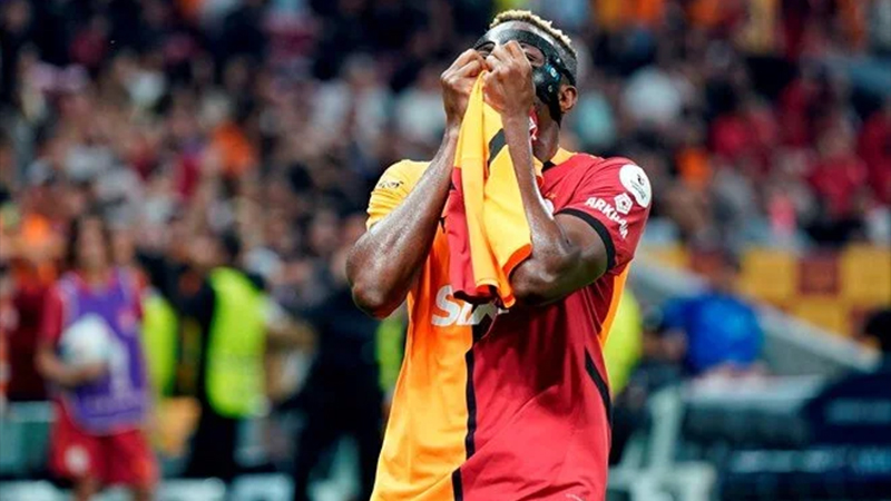 Victor Osimhen, Galatasaray'daki geleceği hakkında konuştu!