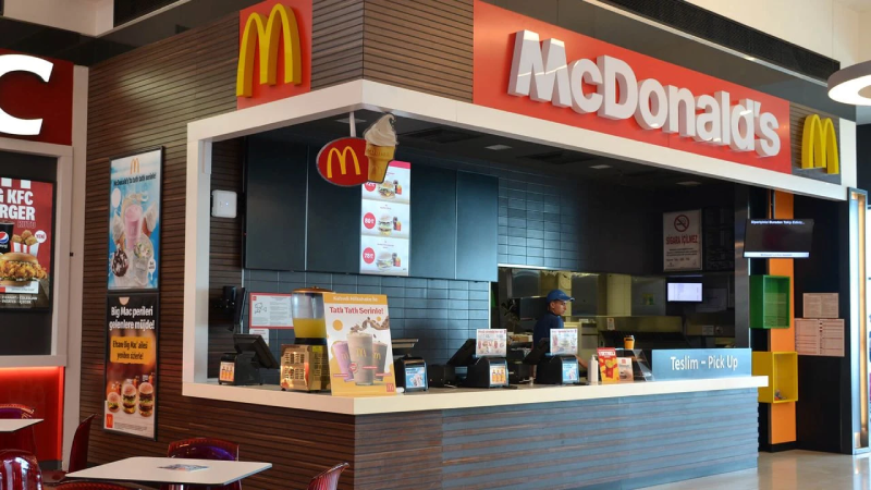 McDonald's'ta koli basili bakterisi paniği: 75 kişide görüldü