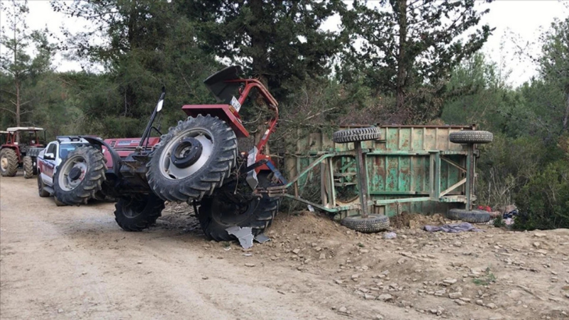 Babasının traktörle çarptığı çocuk hayatını kaybetti