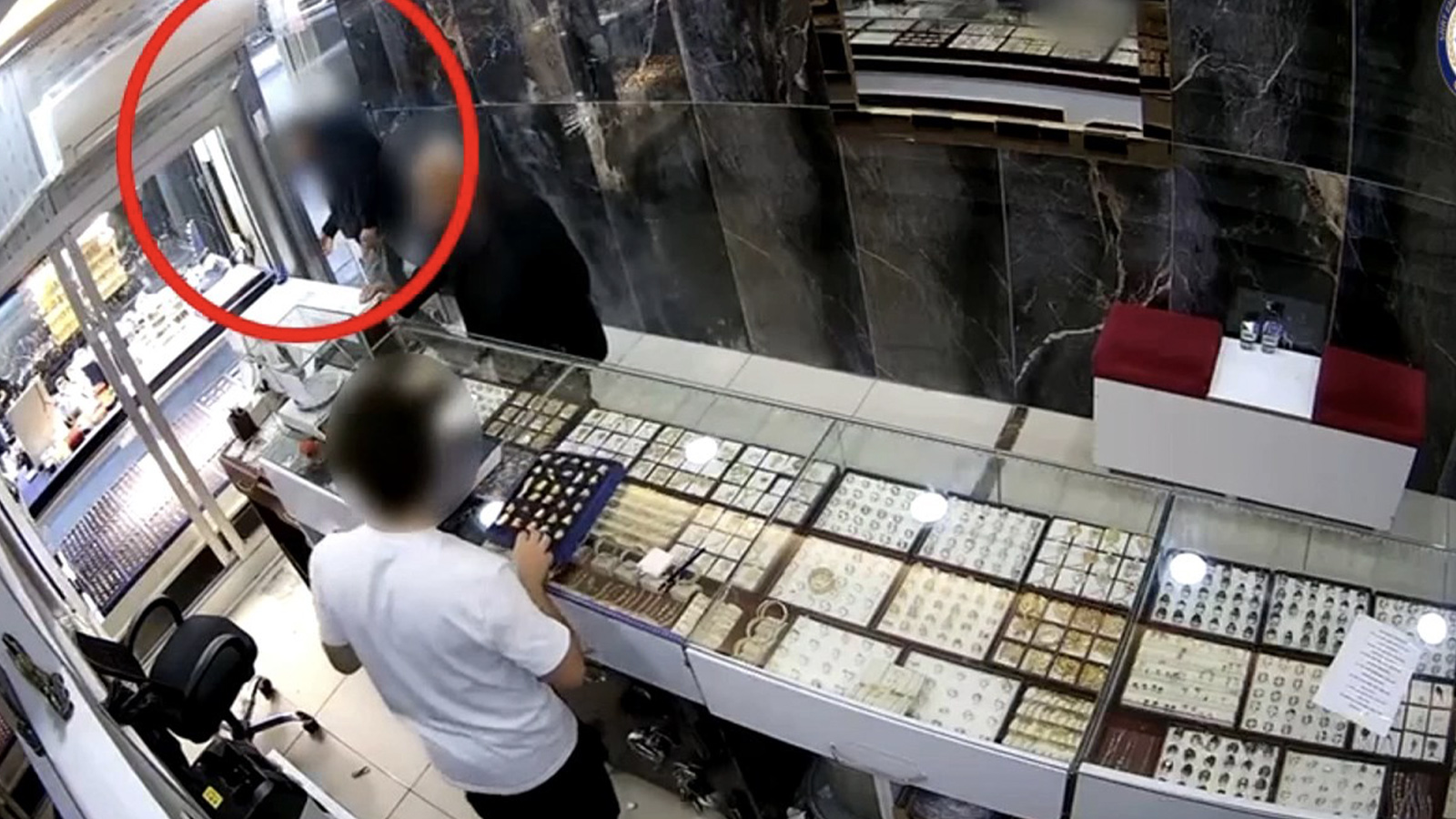 Kuyumcudan 90 bin liralık kolye çalan hırsız tutuklandı