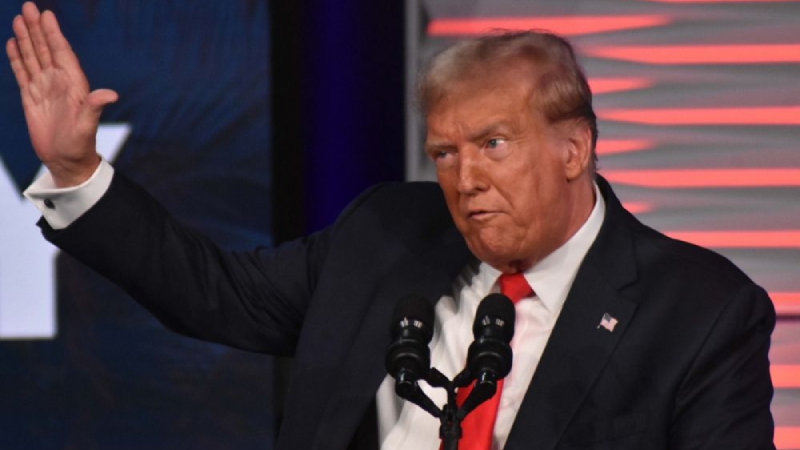 ABD Başkanı Trump, Özgürlük Projesi'nin kısa süreliğine durdurulmasına karar verdiklerini duyurdu
