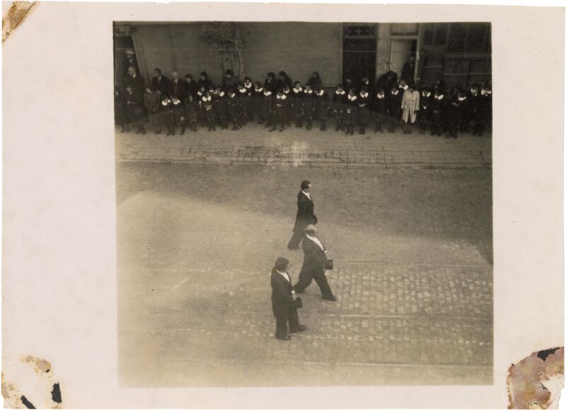 Atatürk'ün cenaze alayı Meclis-i Mebusan Caddesi'nde