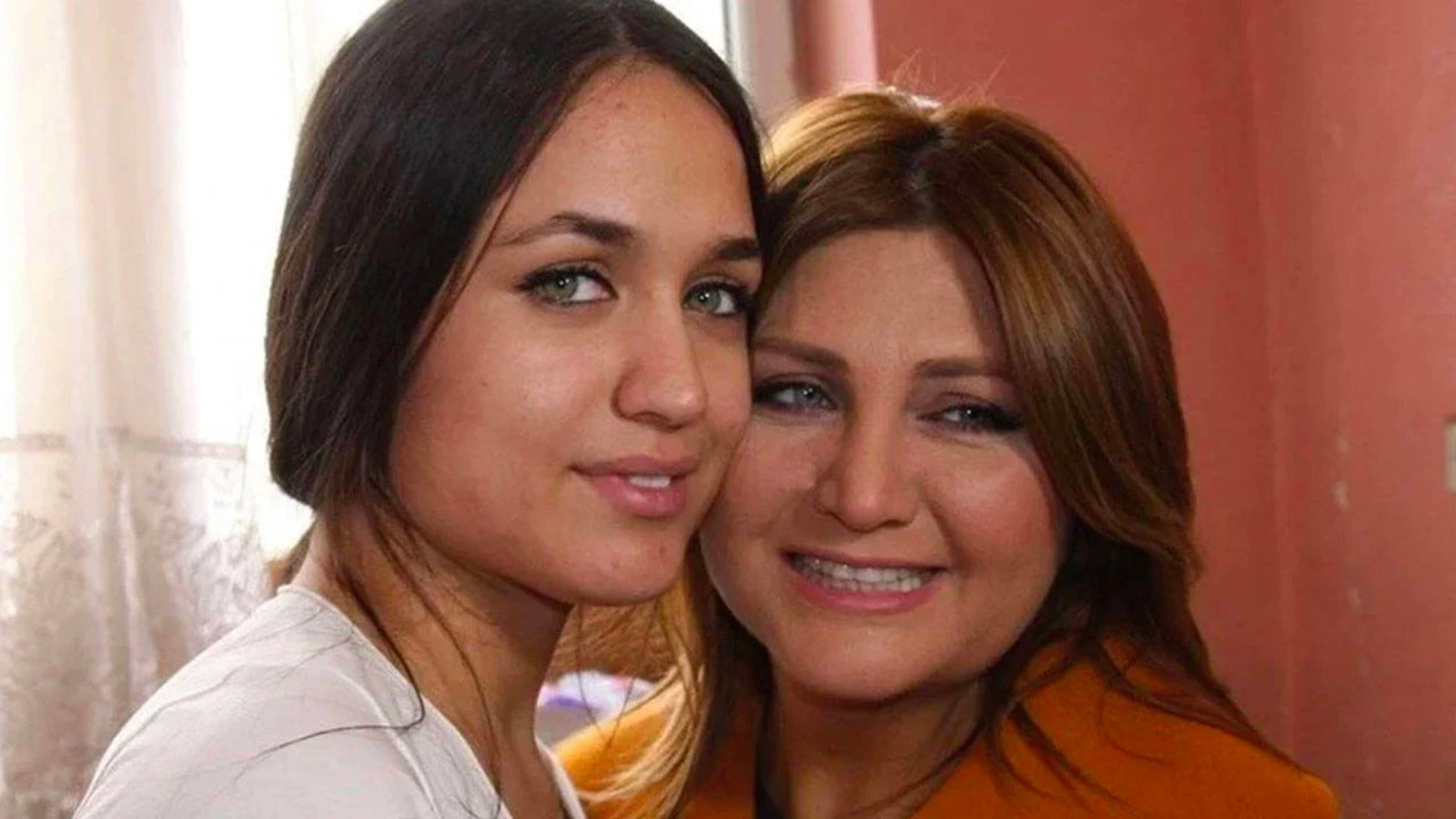 Mutlu Kaya'dan Sibel Can'a tepki: Şovunu yaptı, gitti