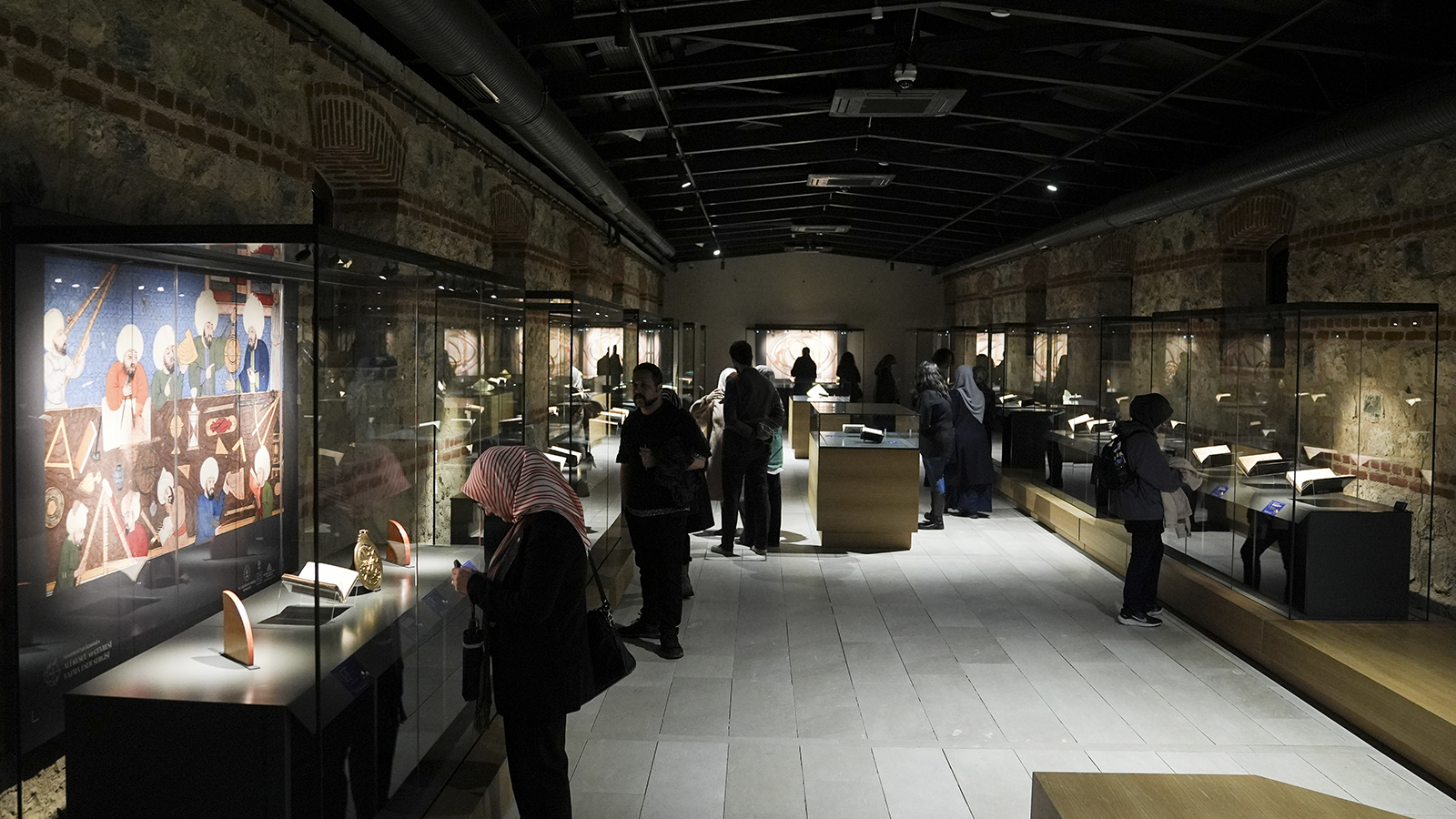 "Semerkant'tan İstanbul'a: Ali Kuşçu ve Çevresi" sergisi açıldı
