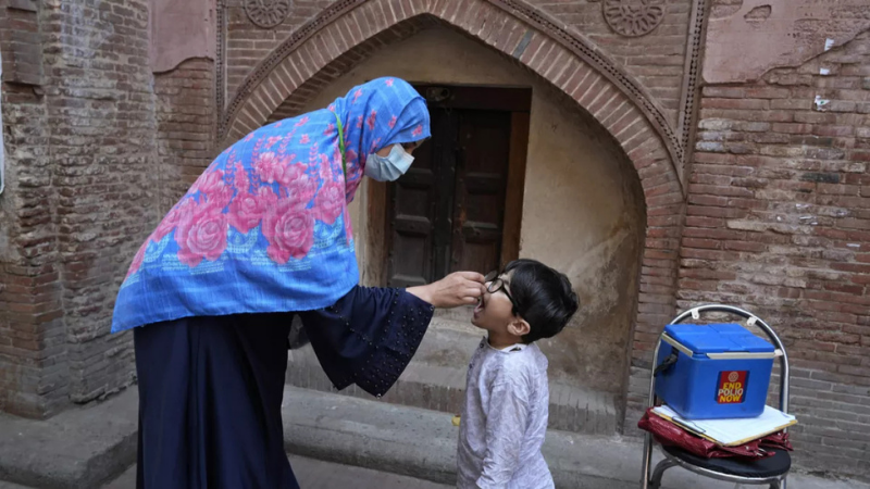 Pakistan'da çocuk felci vaka sayısı 50'ye yükseldi