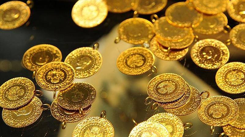 İsviçre merkezli UBS altın için 2025 tahminini güncelledi. En son ekim ayında yaptığı tahminde ons altının 2.850 dolara çıkacağını tahmin eden UBS, tahmin aralığını yukarı çekti.