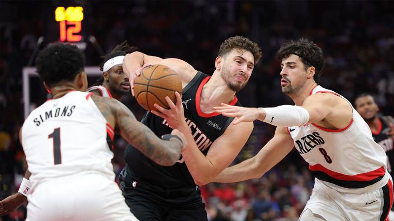 Houston Rockets farklı kazandı