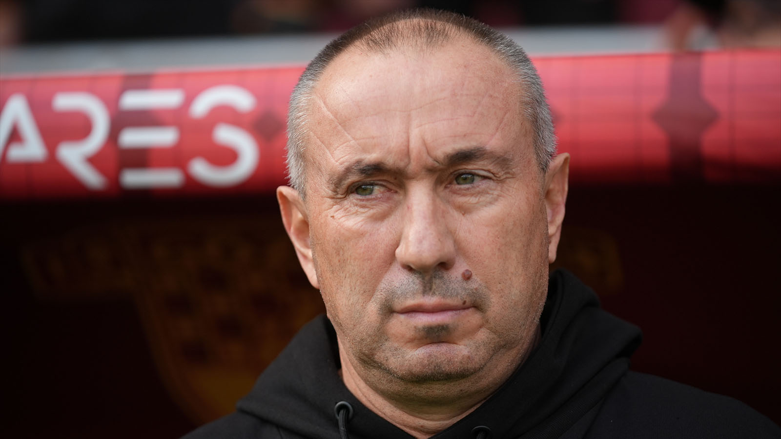 Göztepe teknik direktörü Stoilov: Beşiktaş'ın duran top zaafı var