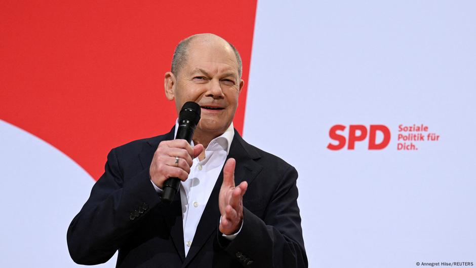 SPD başbakanlığa yine Scholz'u aday gösterdi