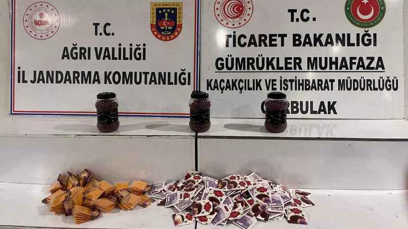 TIR dorsesinde 6 kilo 800 gram kaçak safran ele geçirildi: Sahibi gözaltında