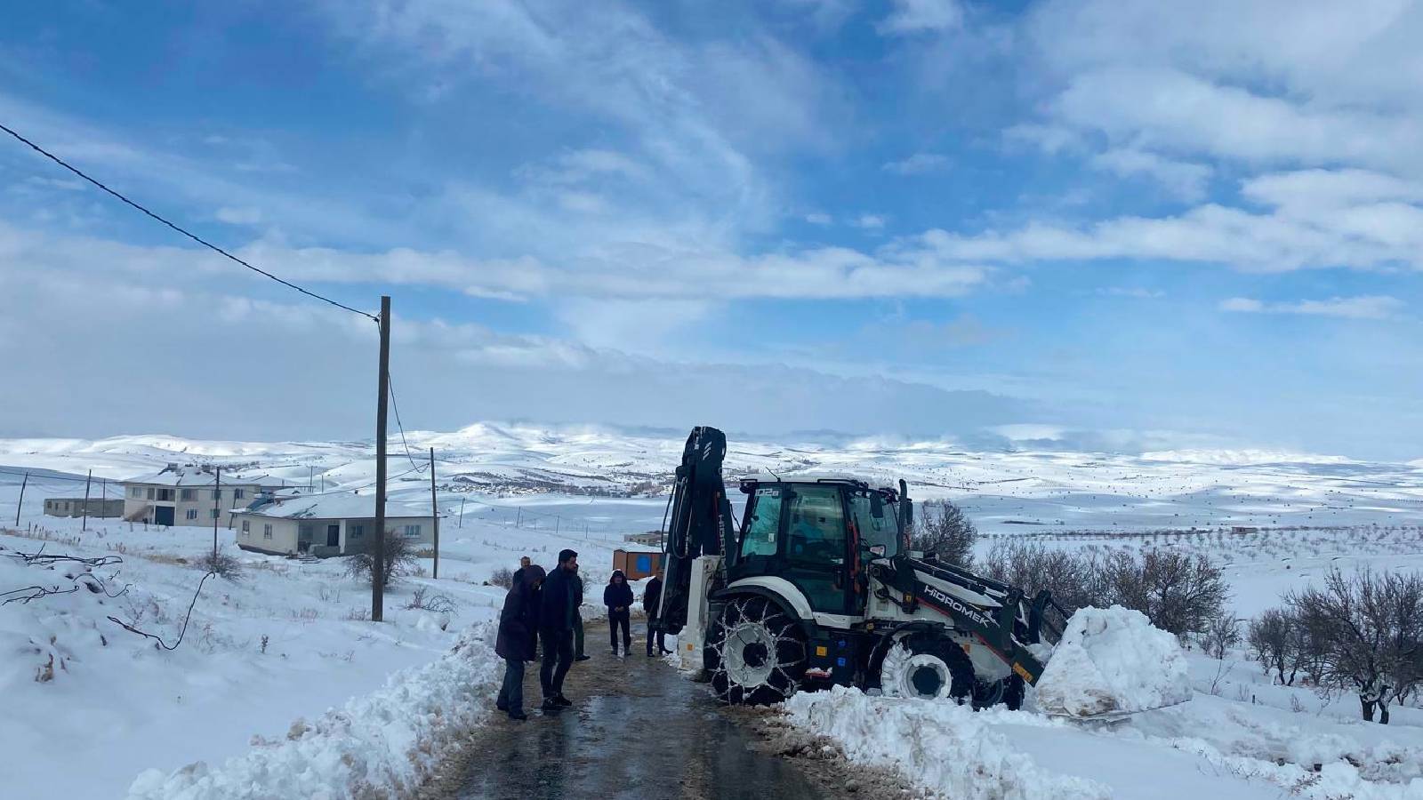 Malatya'da kar nedeniyle 34 mahalleye ulaşım sağlanamıyor