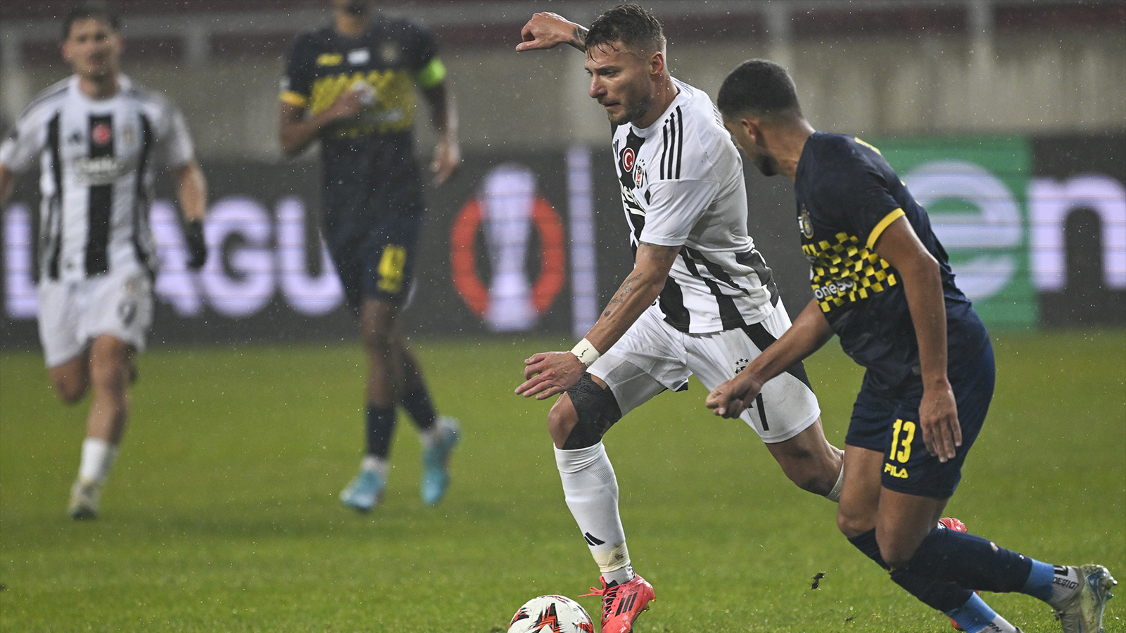 Beşiktaş, Maccabi Tel Aviv karşısında dağıldı!