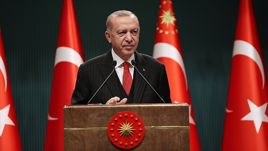 Erdoğan'dan muhalefete "silkeleme" yanıtı: Ülke ve millet hayrına bir iş yapacaklarsa SGK’ya olan birikmiş borçlarını ödesinler