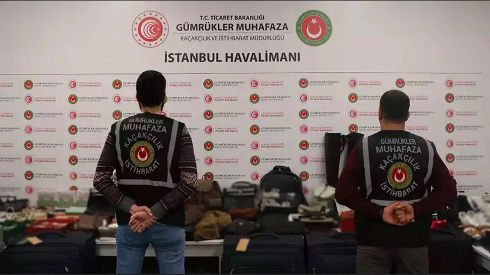 İddia: Deniz Kuvvetleri’nde ABD’den Türkiye’ye kaçak puro ve cep telefonu sokulduğu tespit edildi