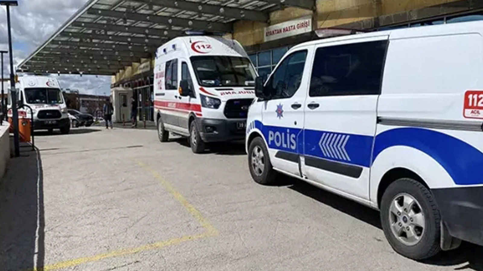 Yerli Malı Haftası etkinliğinde gıda zehirlenmesi iddiası: 18 öğrenci hastaneye kaldırıldı