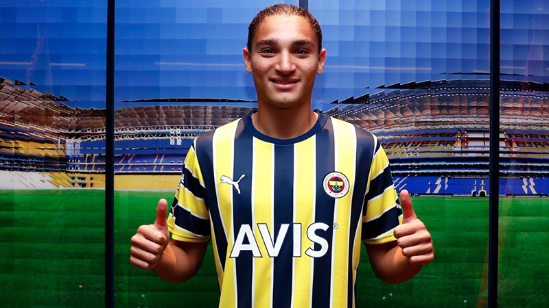 Fenerbahçe'de sürpriz gelişme: Sözleşmesini feshetti, geri döndü