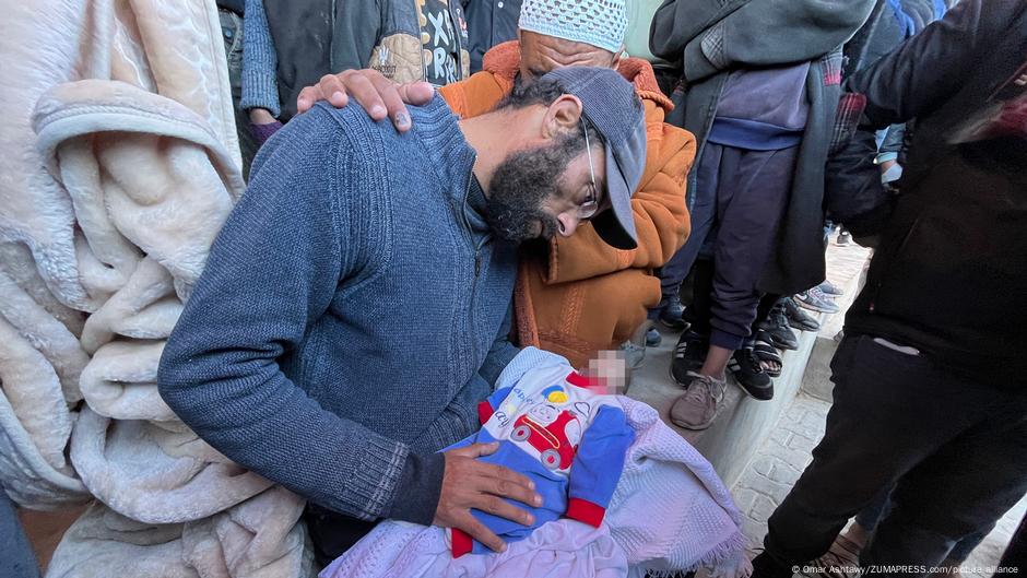 BM'den Gazze'de acil yardım çağrısı: En az yedi çocuk donarak öldü