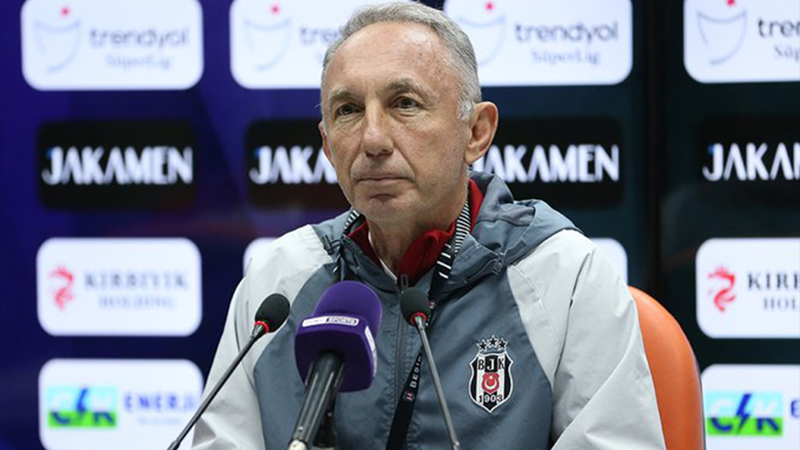 Beşiktaş Teknik Sorumlusu Okta: Defans hattında çok zor durumda kaldık