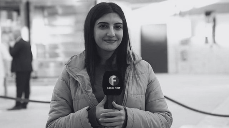Erkek şiddeti: Katledilen gazeteci Semra Demirelli, son yolculuğuna uğurlandı