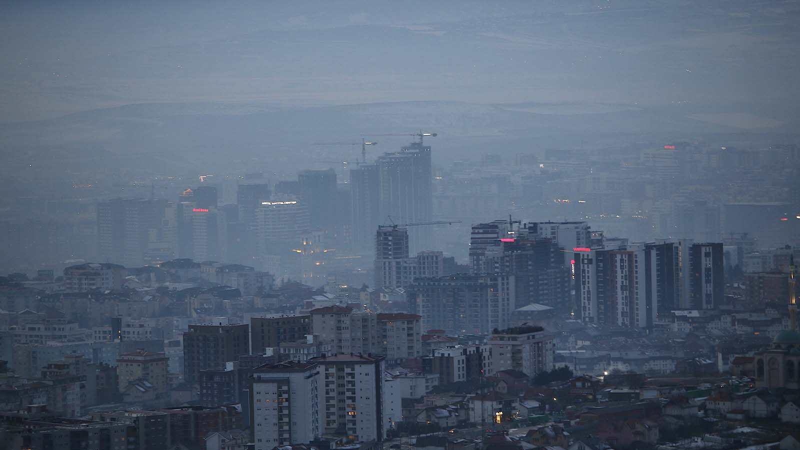 Avrupa'nın ise en yüksek hava kirliliğine sahip kenti: Kosova'nın başkenti Priştine'de hava kirliliği "sağlıksız" seviyesinde