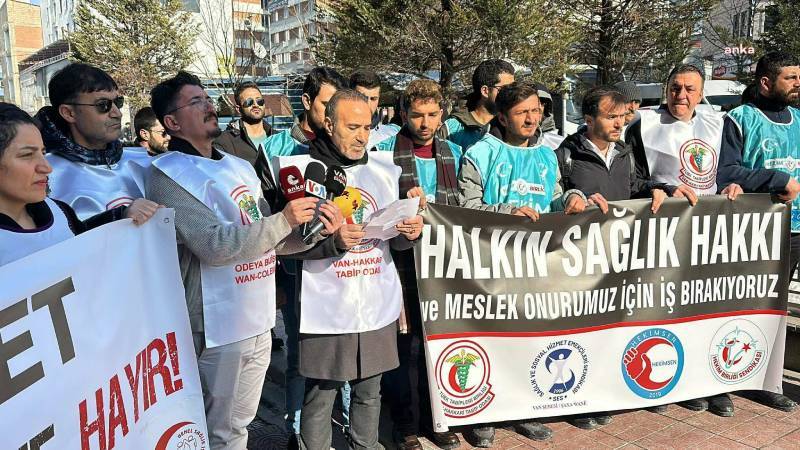 Sağlık emekçilerinden yurt genelinde açıklama: Sağlık Bakanlığı iş bırakma eylemlerimizin etkisini görünmez kılmaya çalışıyor