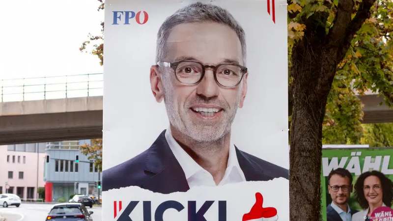 Avusturya'nın yükselen aşırı sağcı lideri Kickl kim?