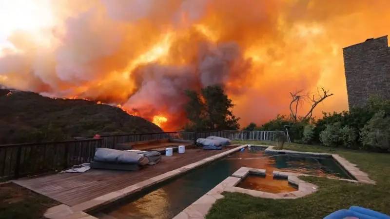 Los Angeles yangını büyüyor: 100 bin kişiye tahliye emri