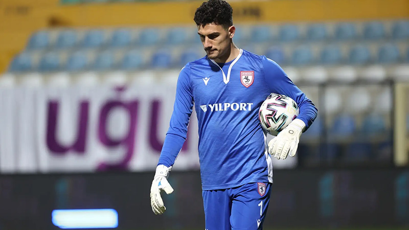 Adanaspor, kaleci Nurullah Aslan ile anlaşmaya vardı