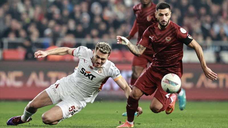 Galatasaray kalesini gole kapatmakta zorlanıyor