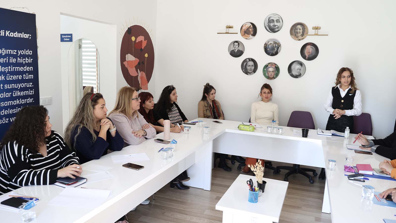 Antalya Büyükşehir Belediyesi, Kadın Danışma Merkezi’ni hayata geçirdi