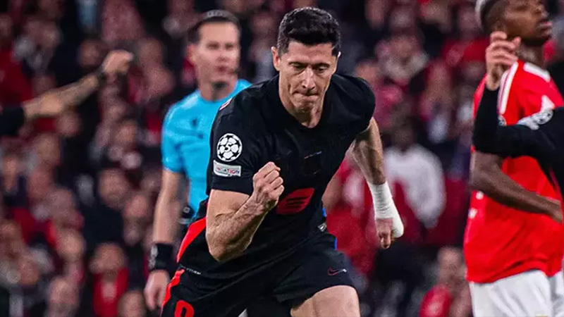 1737498483480-benfica-barca.jpg