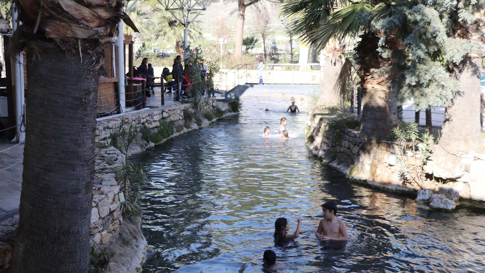 Kleopatra Antik Havuzu, ziyaretçi girişine kapatılıyor