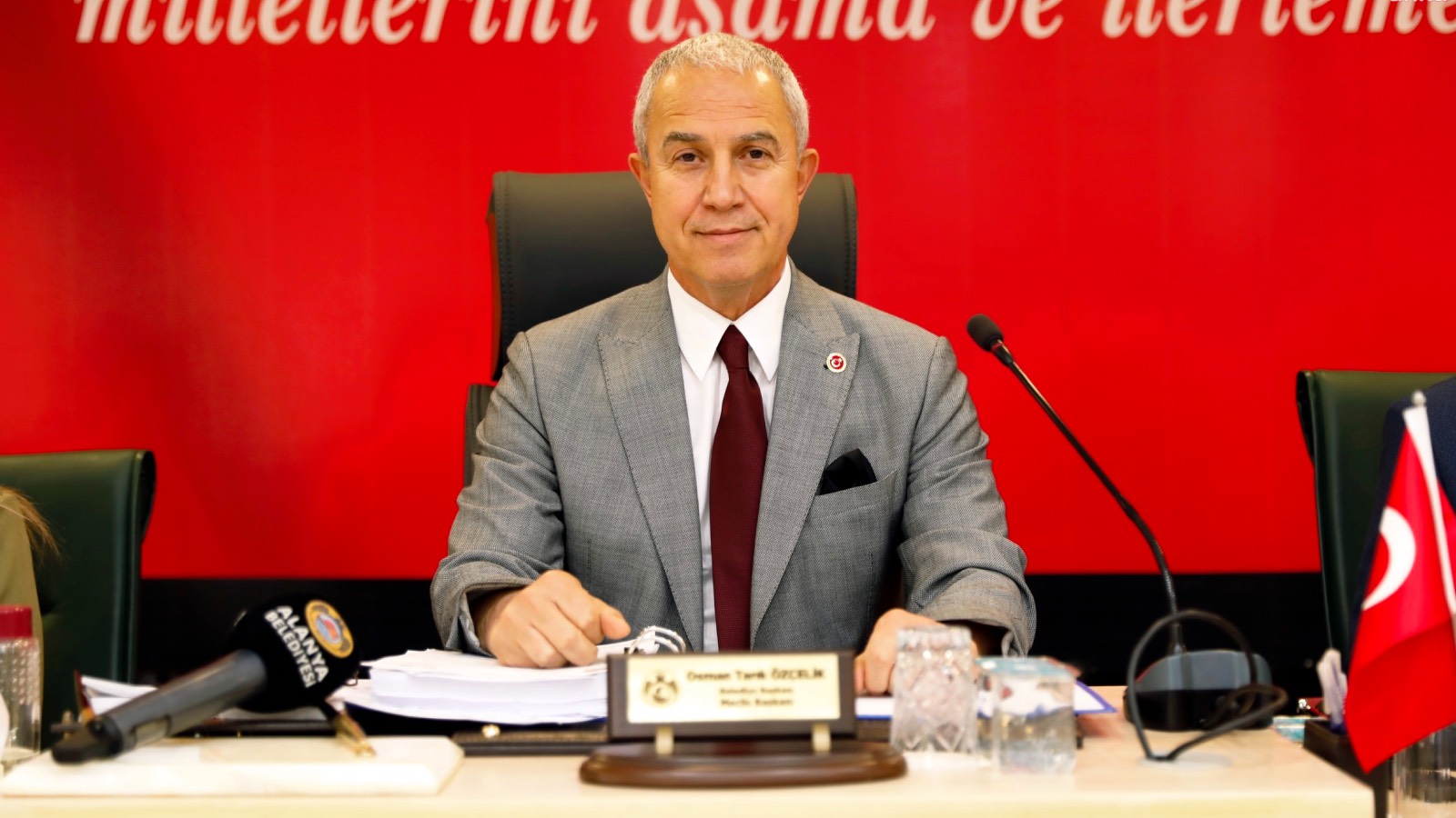 Alanya Belediyesi'nden yangınla ilgili iddialara cevap: Yeni yönetimin ihmali yok 