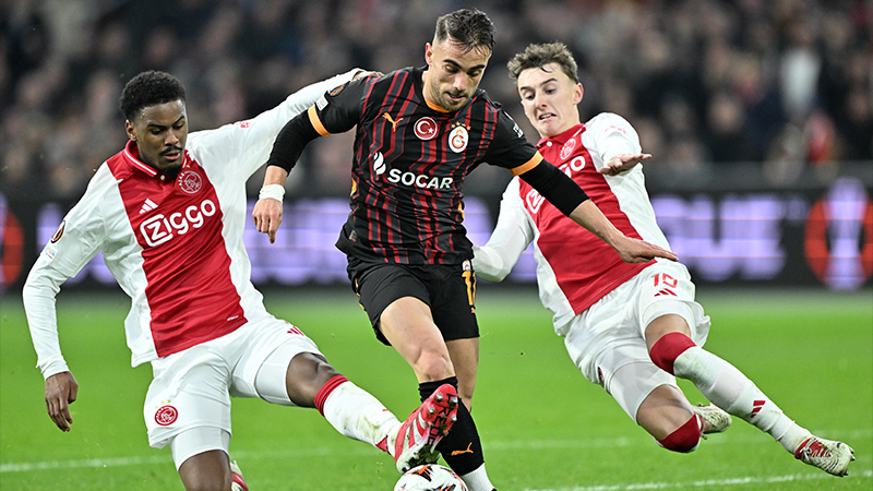 Galatasaray, Ajax engeline takıldı; Avrupa'da play-off'u garantiledi