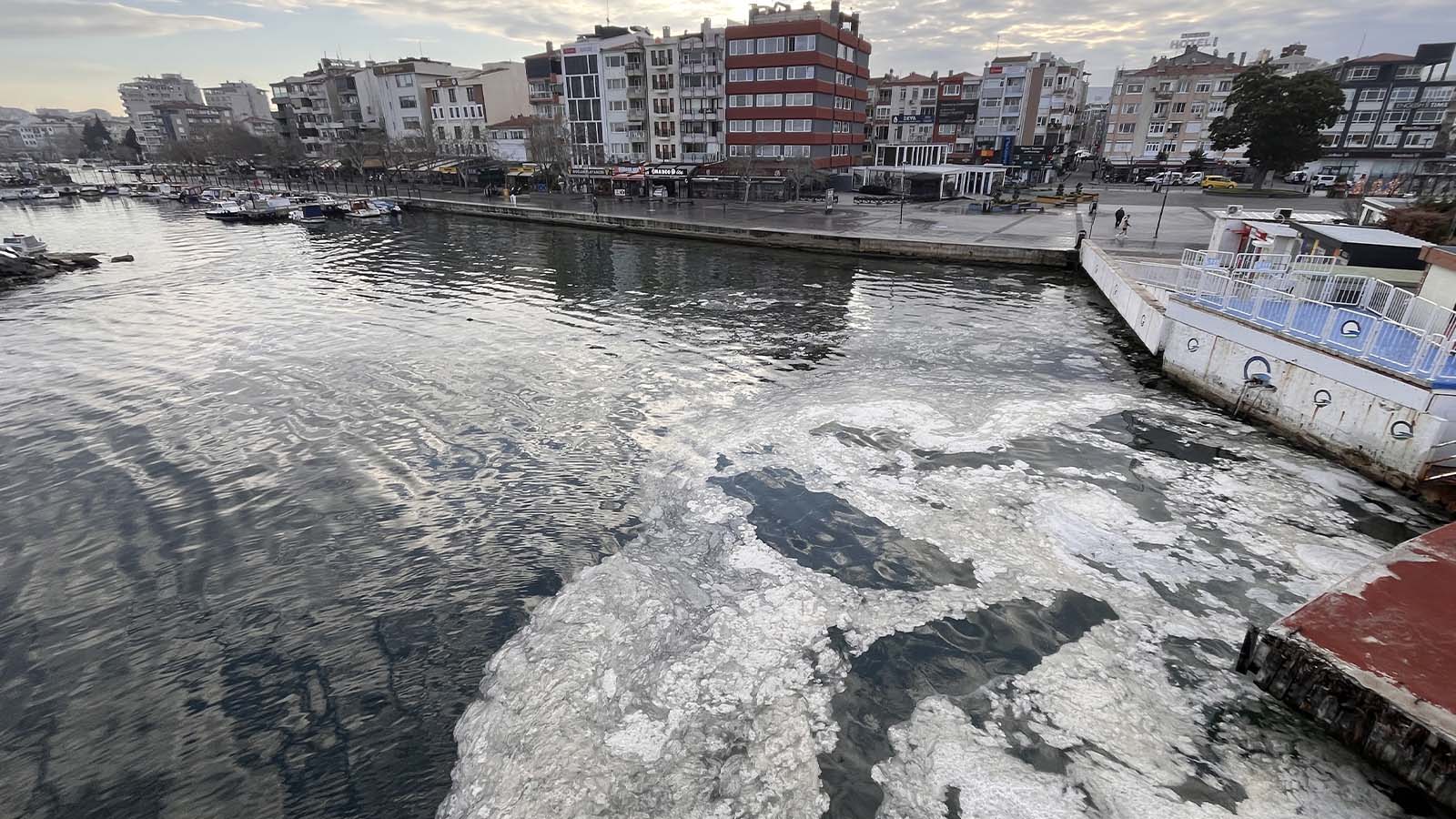 Çanakkale sahillerinde müsilaj görüldü!